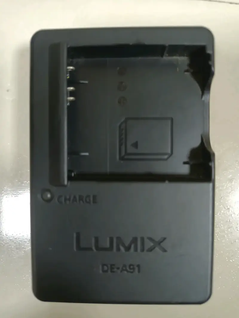 Cargador de batería Lumix DE-A91 para cámaras - 1