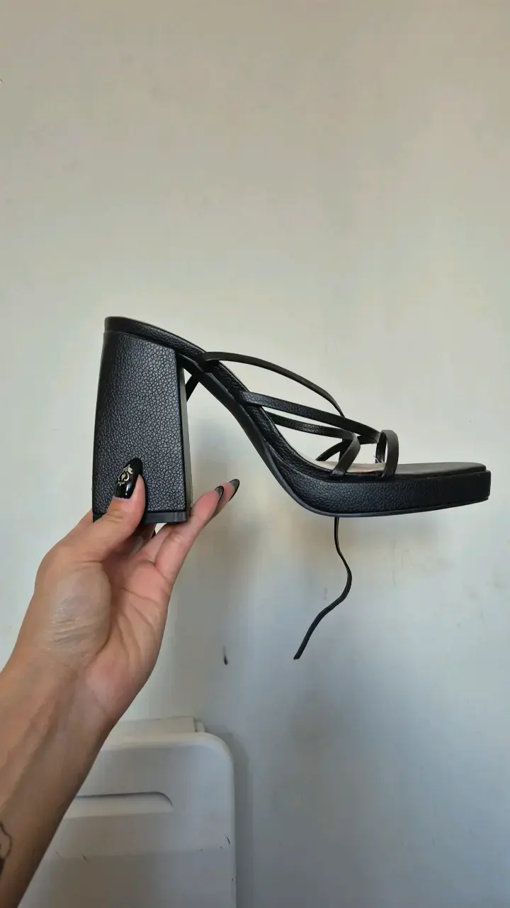 Sandalias negras de tacón alto Index - 1