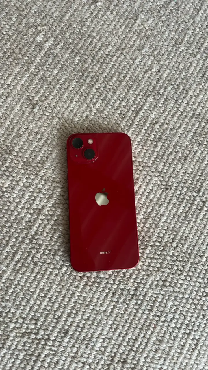 iPhone 13 RED 128 GB - 1