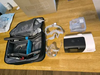 CPAP ResMed AirSense 11 con accesorios completos - miniatura 4