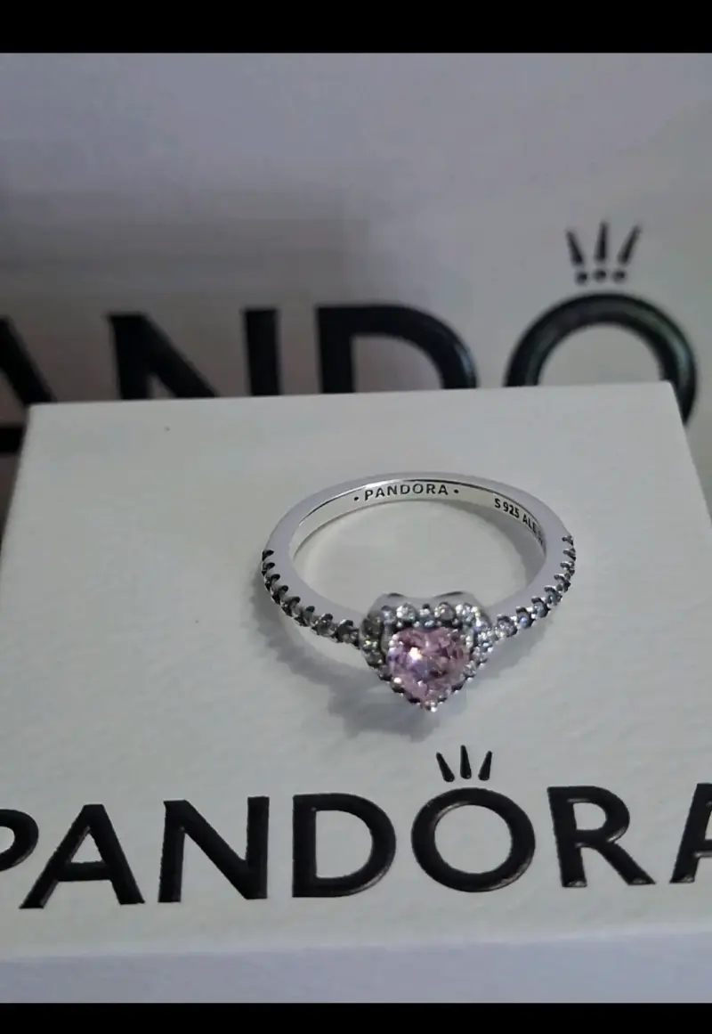 Anillo de plata con corazón de cristal Pandora - 5