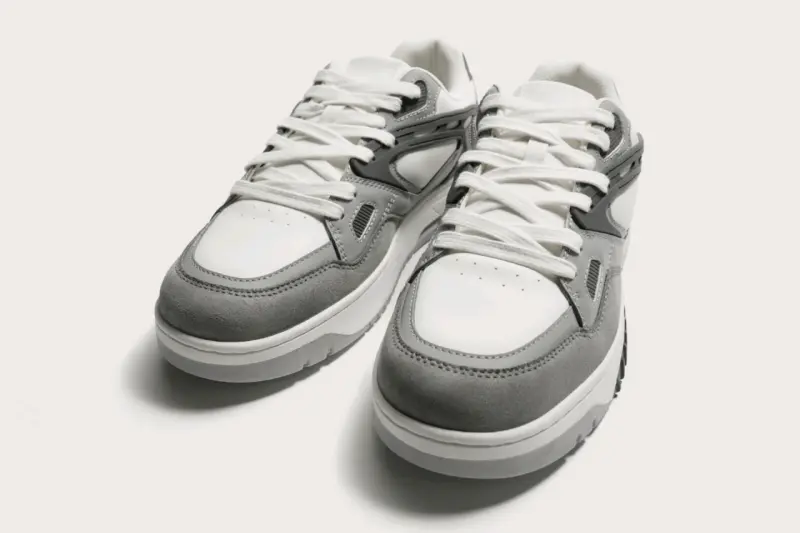 Zapatillas basket grises (cualquier talla) - 2