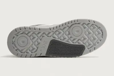 Zapatillas basket grises (cualquier talla) - miniatura 3