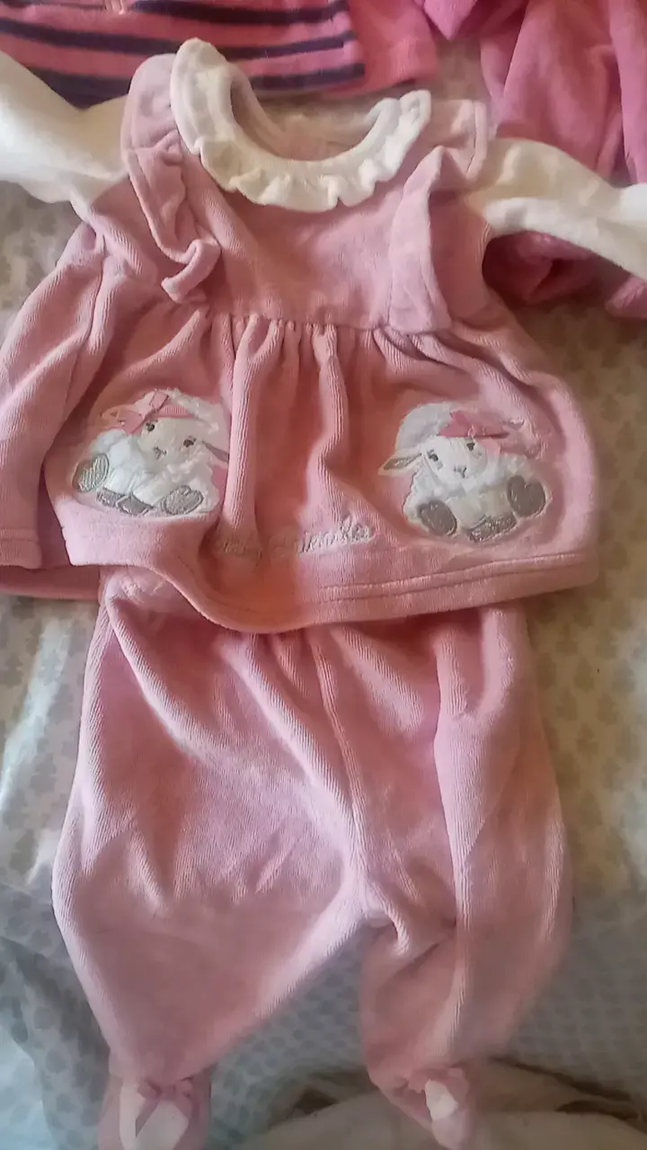 Conjunto de ropa para bebé rosado - 3