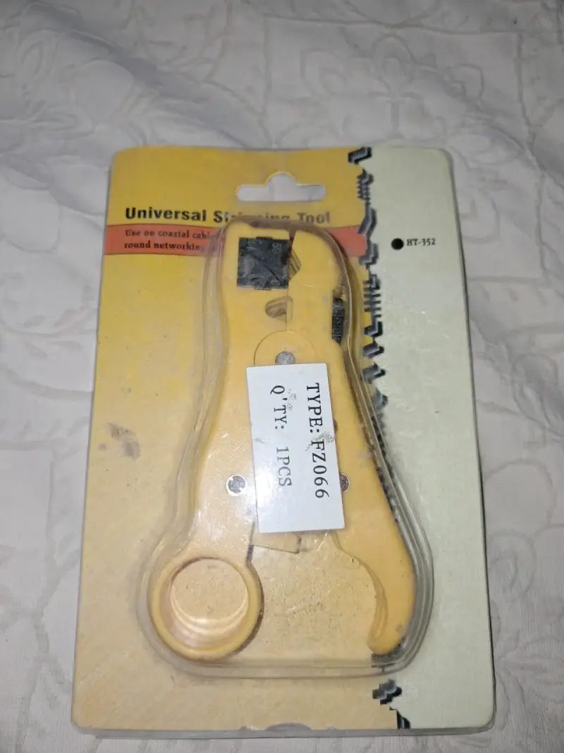 Herramienta de Desforre Universal para Cables Coaxiales