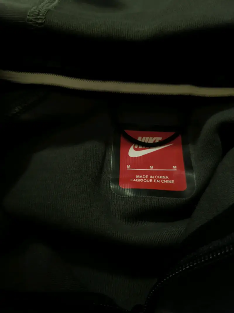 NIKE TECH DARK SMOKE PK - 4