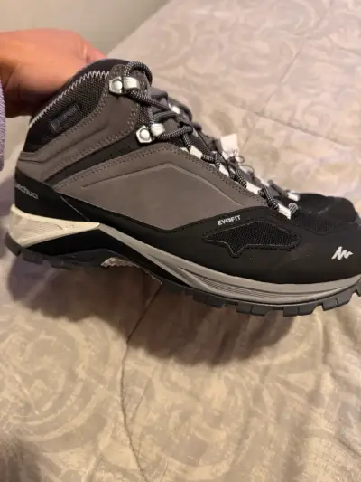 Botas de Trekking Quechua Impermeables - miniatura 1