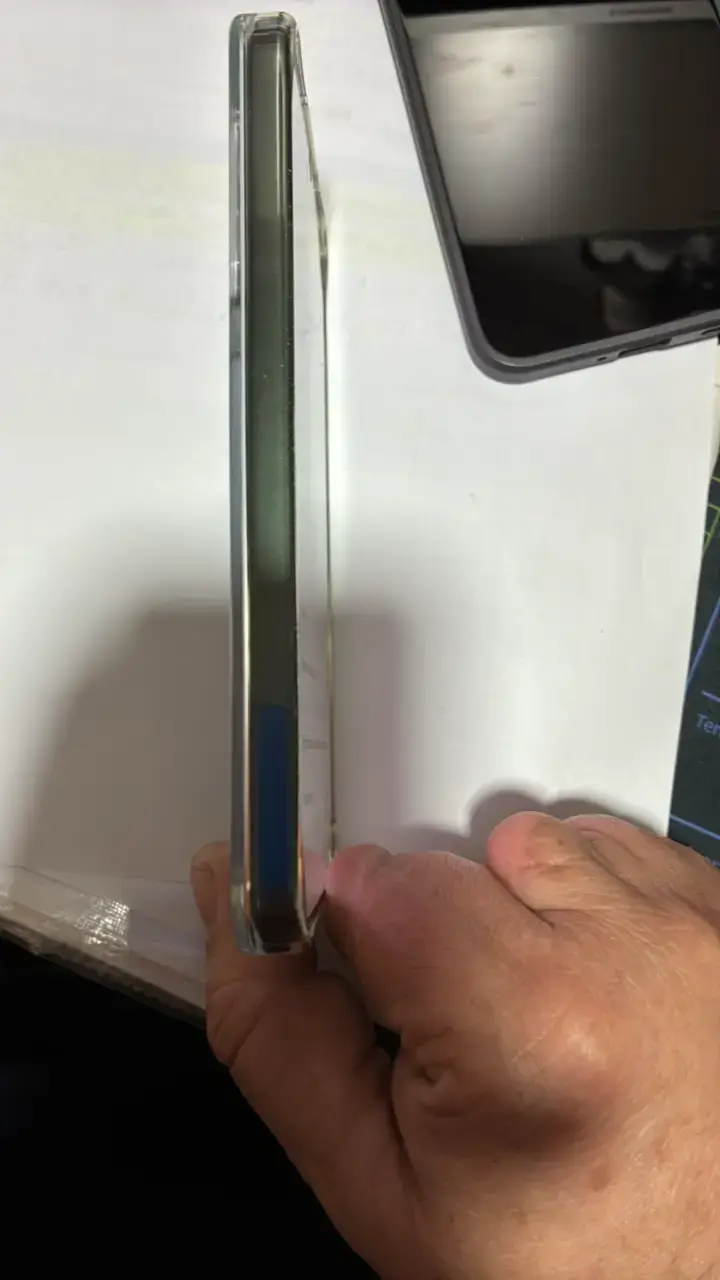 Smartphone OPPO Reno14 F 5G con 256GB de almacenamiento - 3