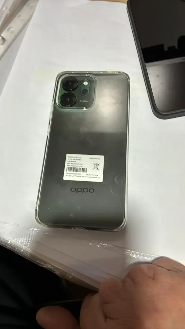 Smartphone OPPO Reno14 F 5G con 256GB de almacenamiento - 5