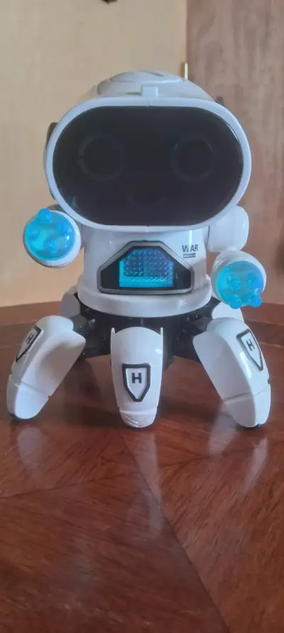 Robot juguete interactivo blanco con luces - miniatura 1