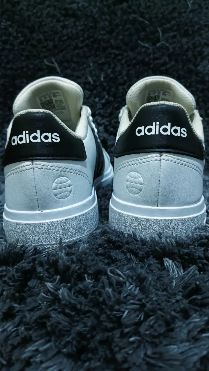 Zapatillas deportivas blancas Adidas para hombre - 3