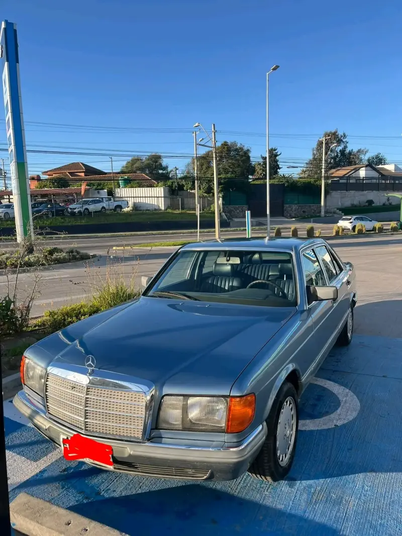 Auto clásico Mercedes-Benz en buen estado - 2
