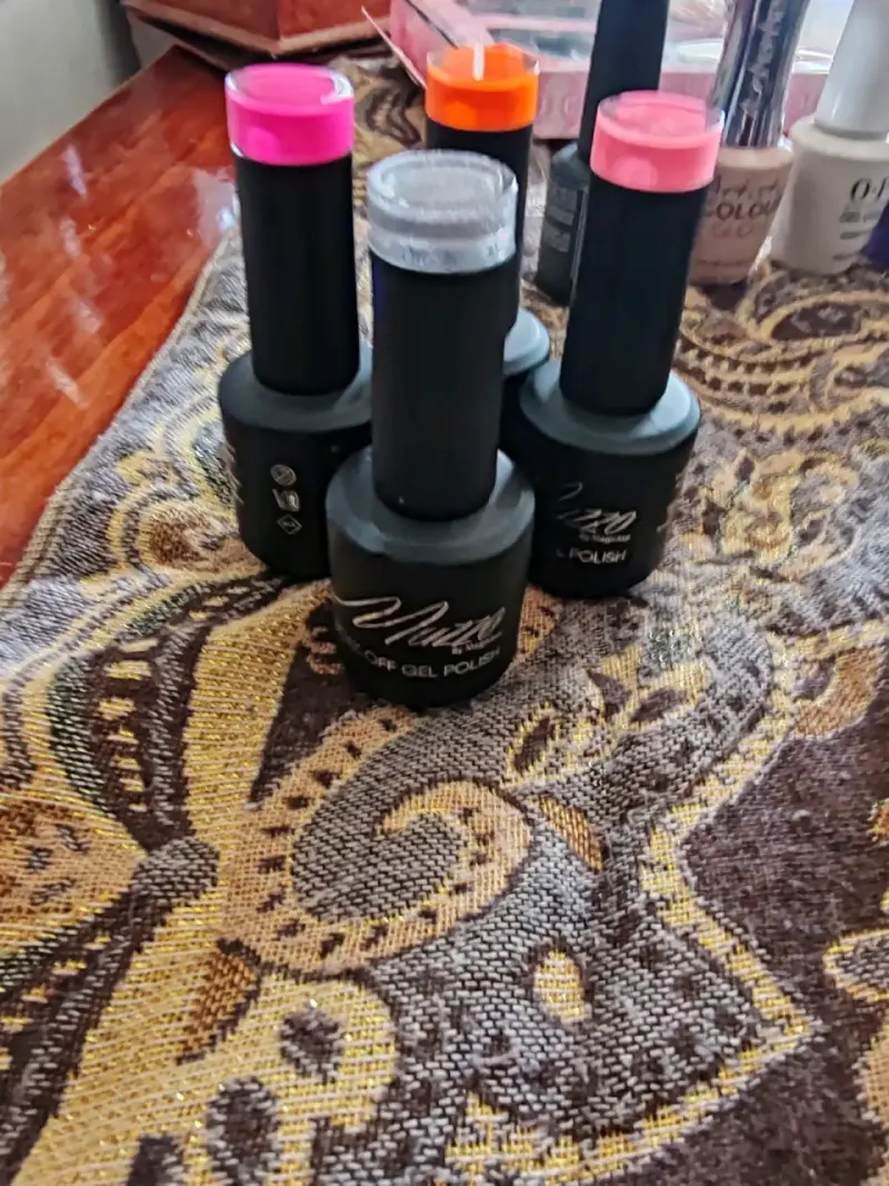 Kit completo de uñas con esmaltes Bluesky y lámpara UV - 6