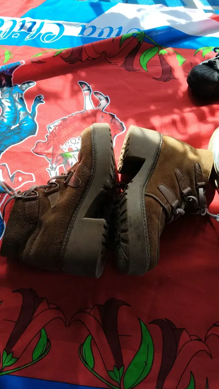 Botines de gamuza marrón con plataforma - 2
