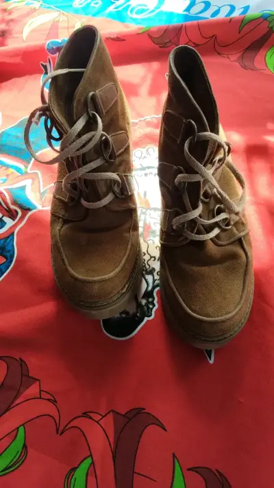 Botines de gamuza marrón con plataforma - miniatura 3