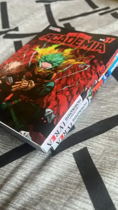 Mangas My Hero Academia Vol. 36 y 37 - miniatura 1