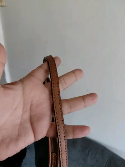 Cartera de mano Michael Kors azul y marrón - miniatura 4