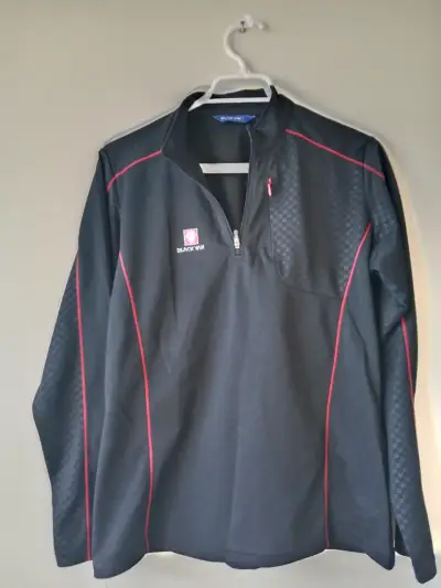 Polerón deportivo Black Yak negro con detalles rojos - miniatura 1