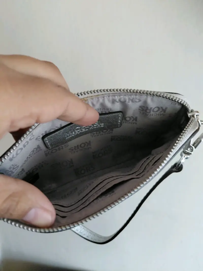 Cartera de mano plateada Michael Kors - 5