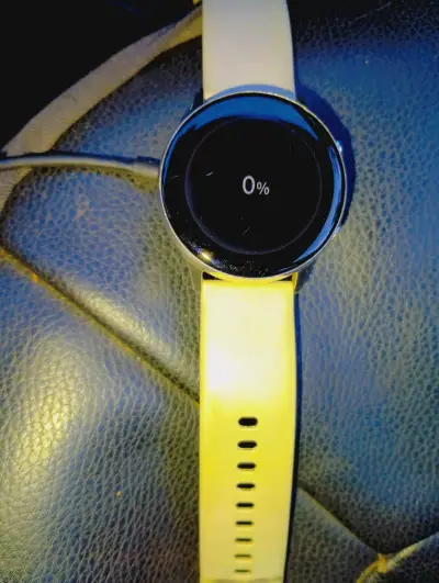 Smartwatch Samsung Galaxy Watch Active amarillo - miniatura 1