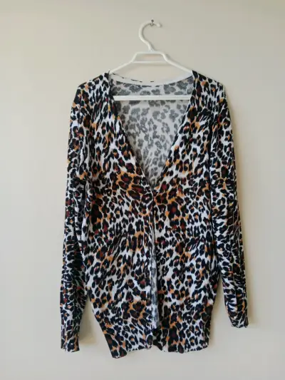 Cárdigan de mujer estampado animal print - miniatura 1