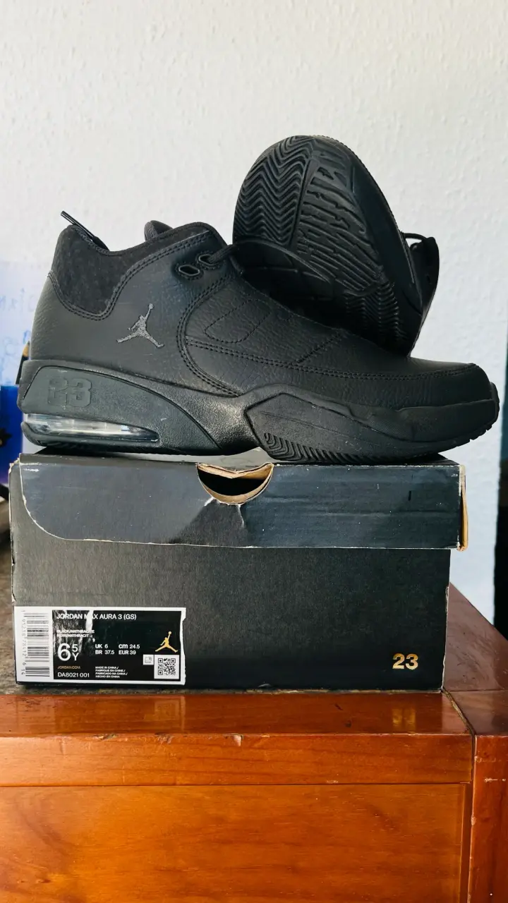 Zapatillas deportivas negras Jordan Max aura 3 - 4