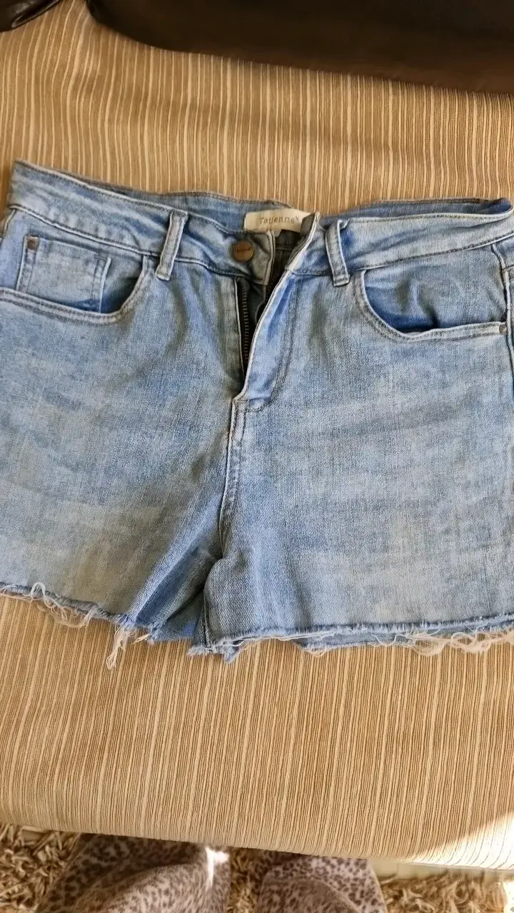 Shorts de mezclilla azul claro Tatienne