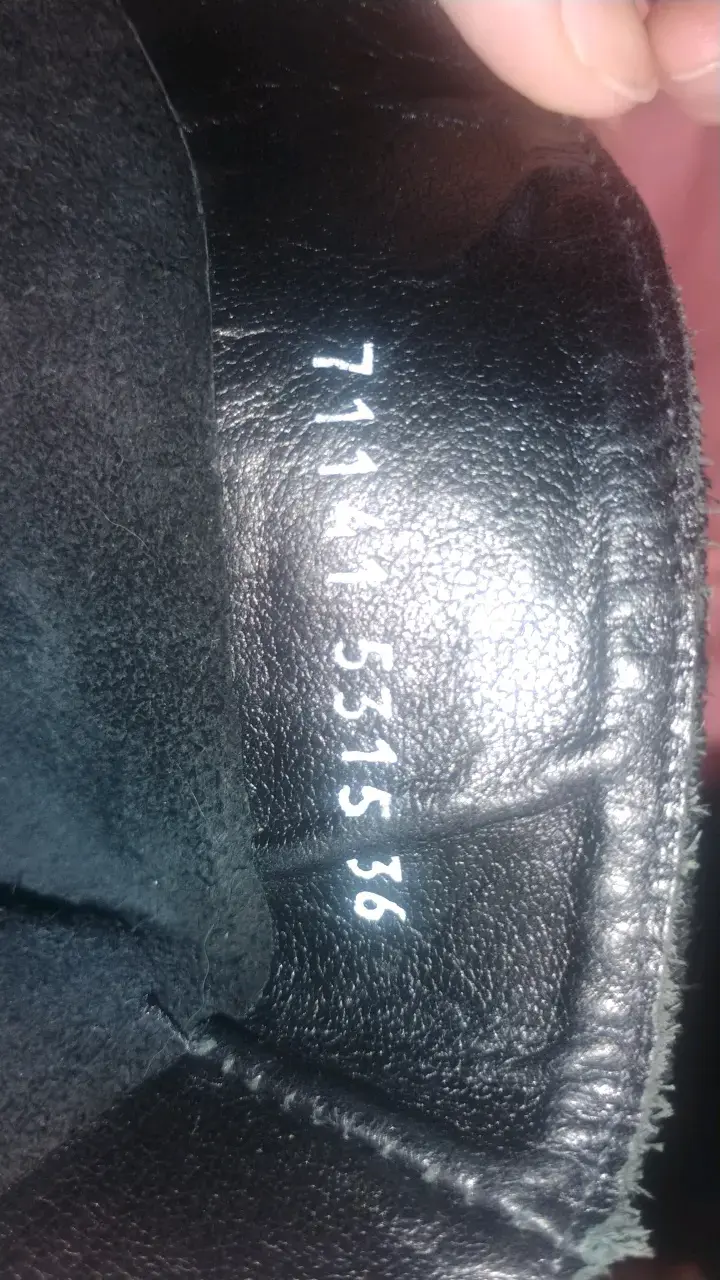 Botines de gamuza negros con flecos - 3