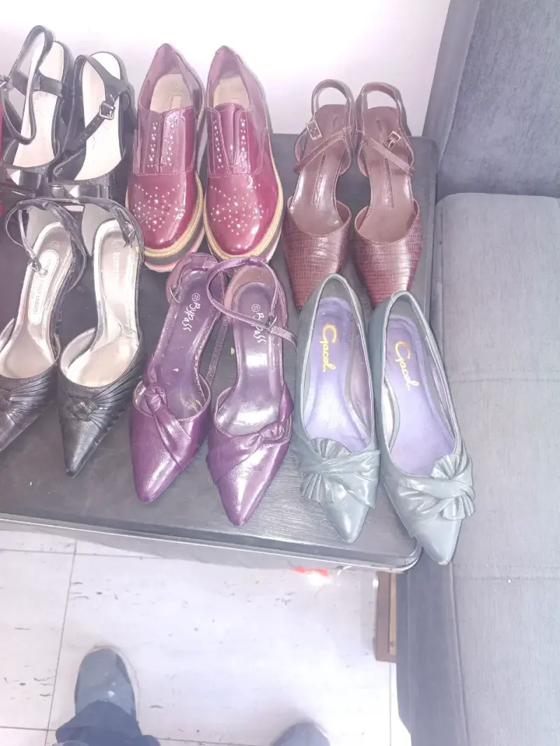 Lote de zapatos de mujer variados en buen estado - 2