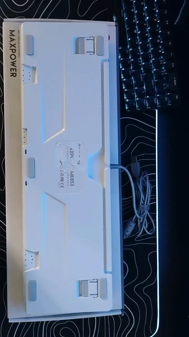 Teclado mecánico Fantech MaxPower blanco - 2