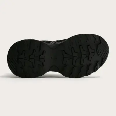 Zapatillas deportivas negras unisex - miniatura 3