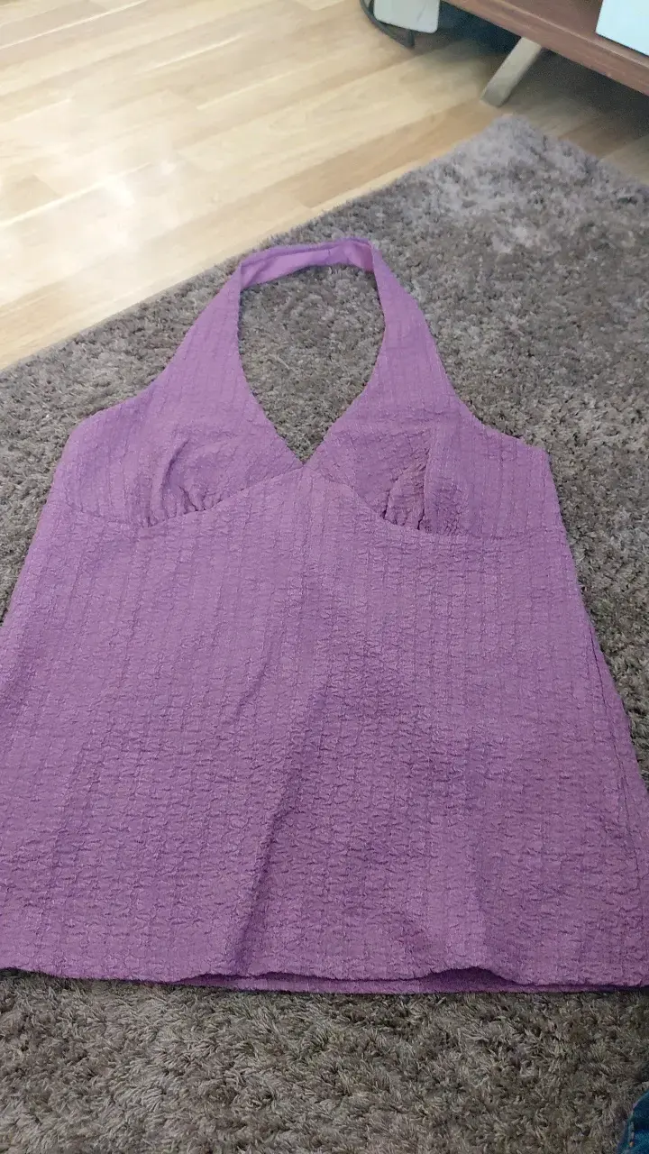 Top morado sin mangas para mujer