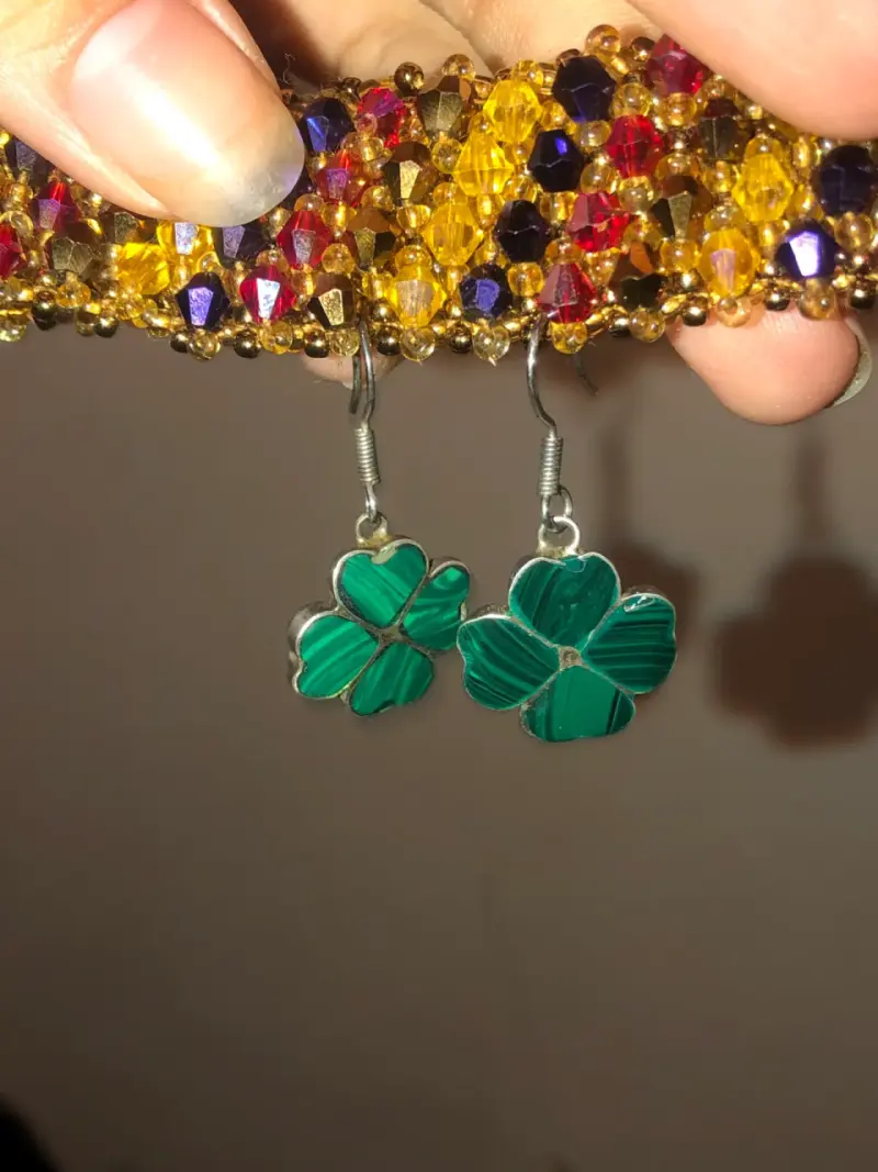 Aros de trébol verde en plata - 2
