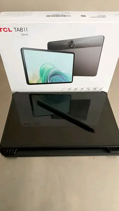 Tablet TCL TAB11 Gen2 con funda lapiz y cargador - miniatura 1