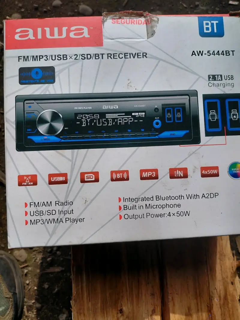 Receptor Aiwa AW-5444BT con Bluetooth y USB