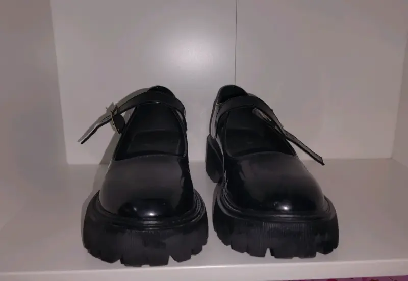 Zapatos Mary Jane negros con plataforma - 2