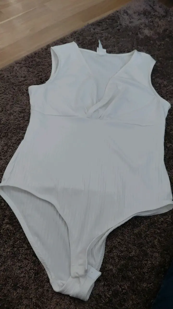 Body blanco sin mangas para mujer