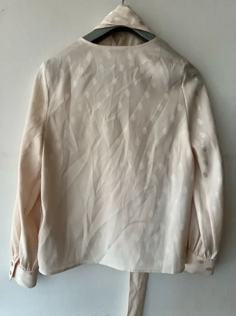 Blusa de seda beige con lunares Topshop - 5
