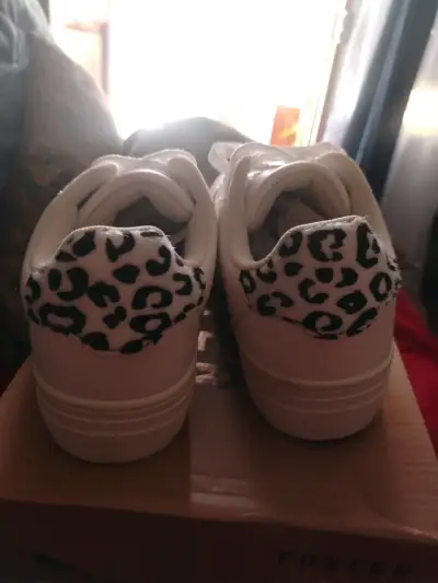 Zapatillas blancas Foster - miniatura 1