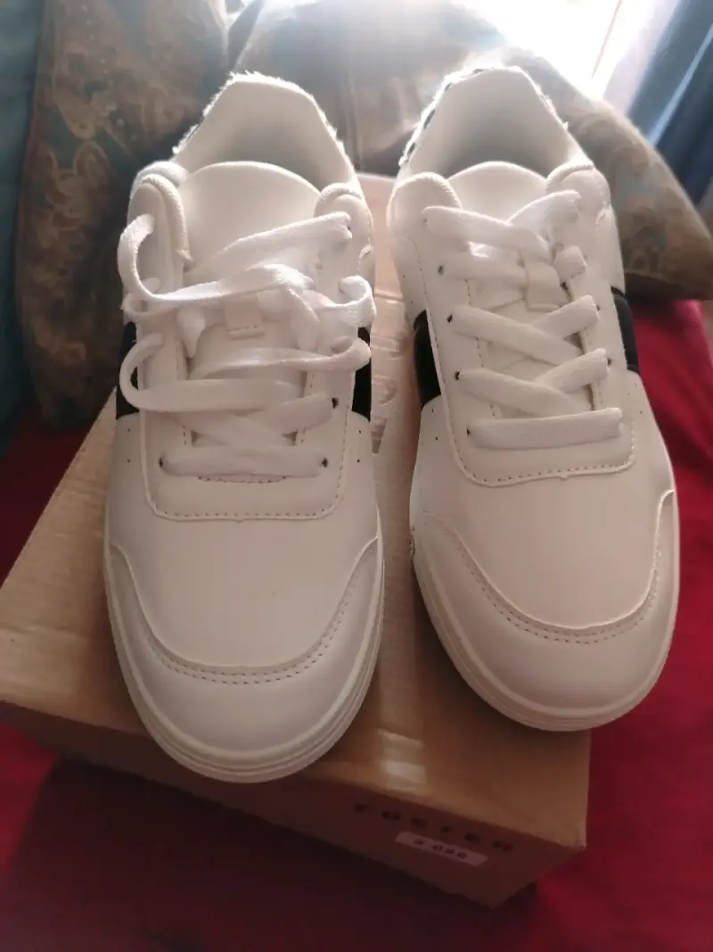 Zapatillas blancas Foster - 2