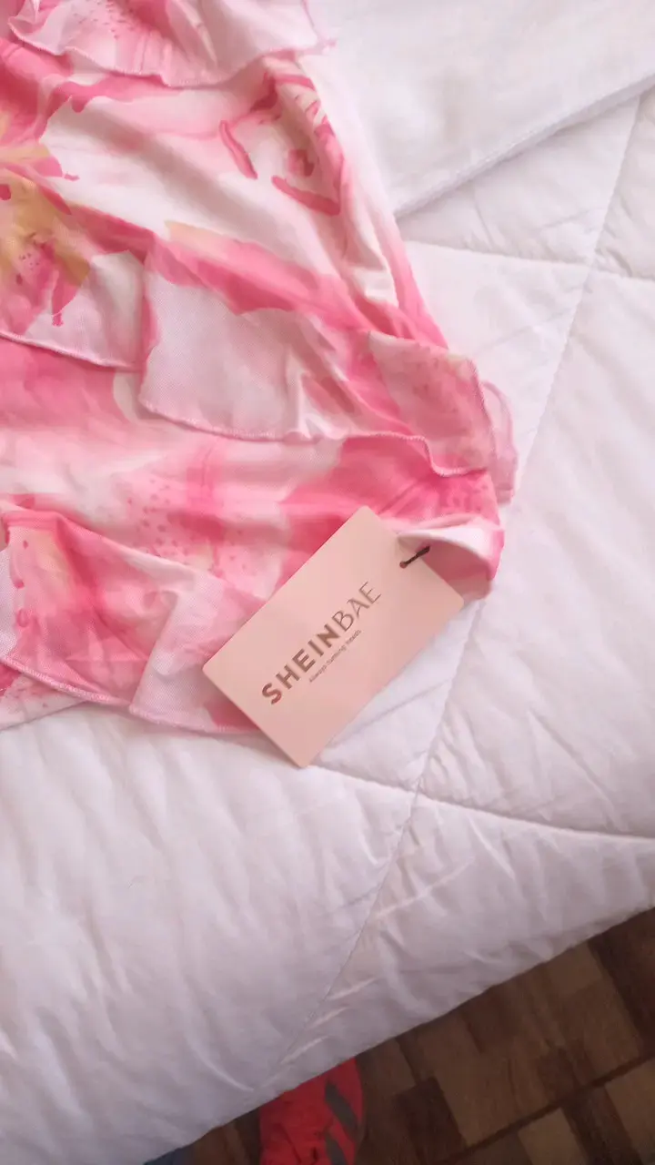 Vestido corto floral rosa Sheinbae - 2