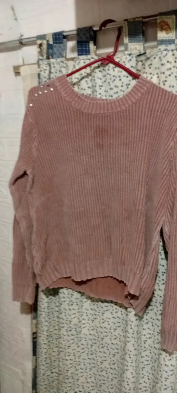 Suéter de rayas beige y blanco para mujer - 5