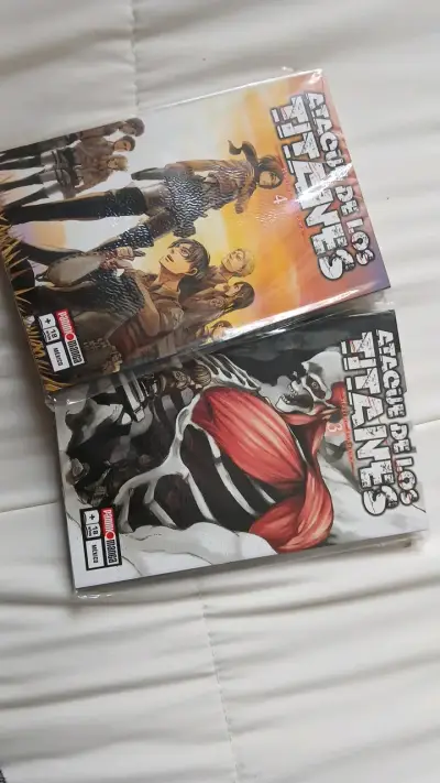 Mangas Attack on titan tomo 3 y 4 - miniatura 4