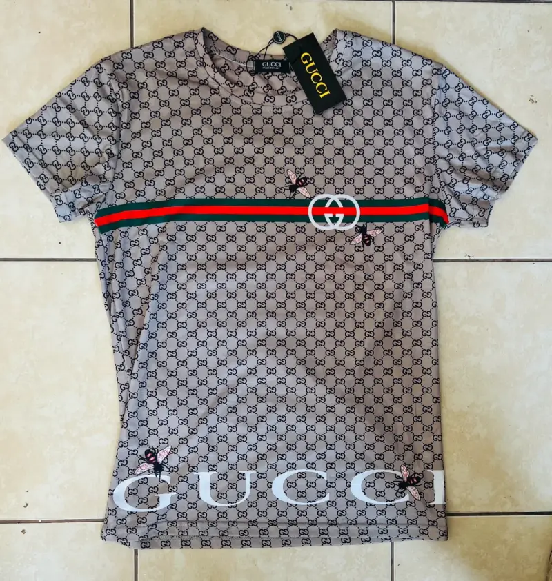 Polera Gucci con diseño monograma y logo - 1