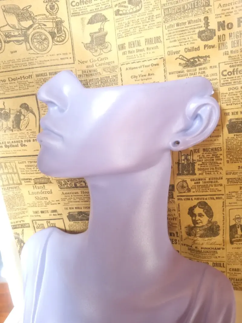 Busto mostrario para joyeria - 1