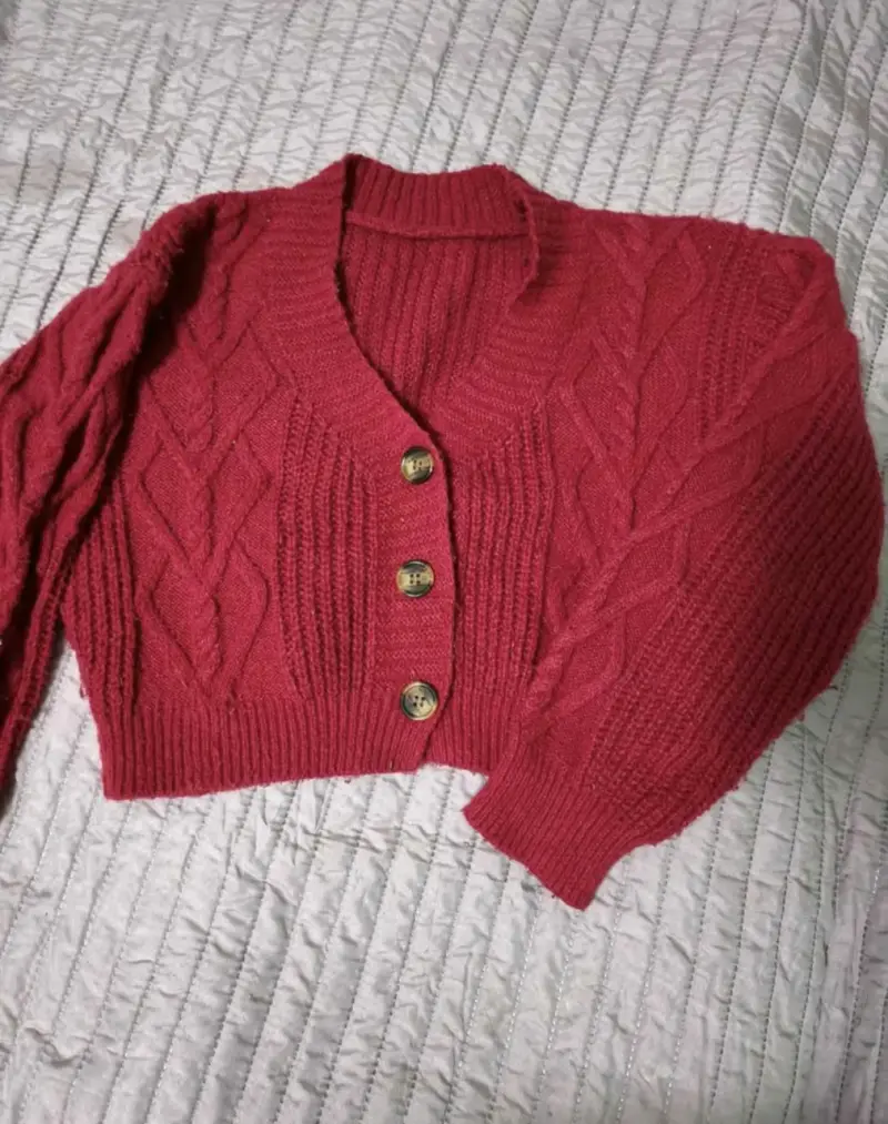 Cardigan rojo de punto con botones - 1