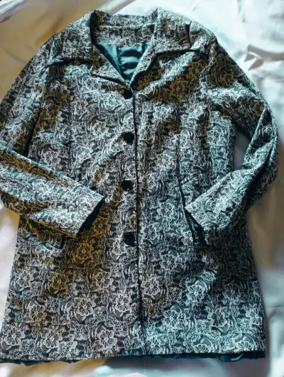 Chaqueta impermeable negra Ellesse con capucha - miniatura 5
