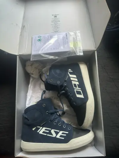REMATE Zapatillas MOTO altas Dainese azul oscuro - miniatura 1
