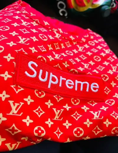 Polera Supreme x Louis Vuitton - miniatura 3