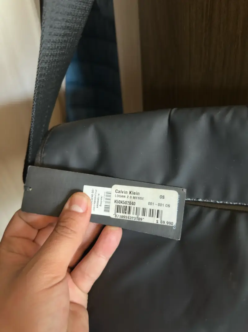 Bolso bandolera Calvin Klein negro - 2